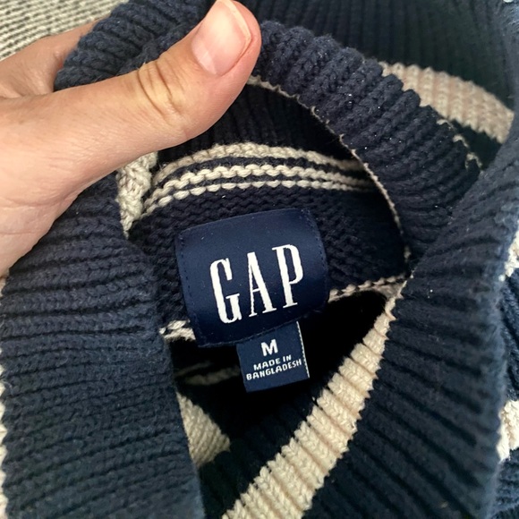 Gap Oversized Sweater - Picture 6 of 7